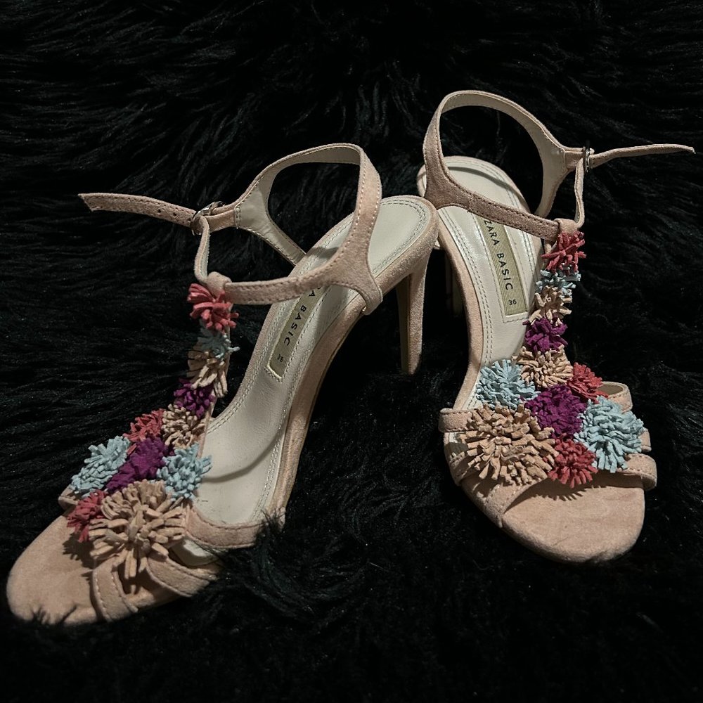 Zara Basic Size 6 Women's floral pink heeled sandals
